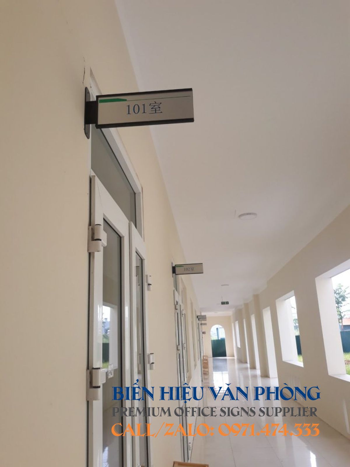 biển vẫy tên phòng