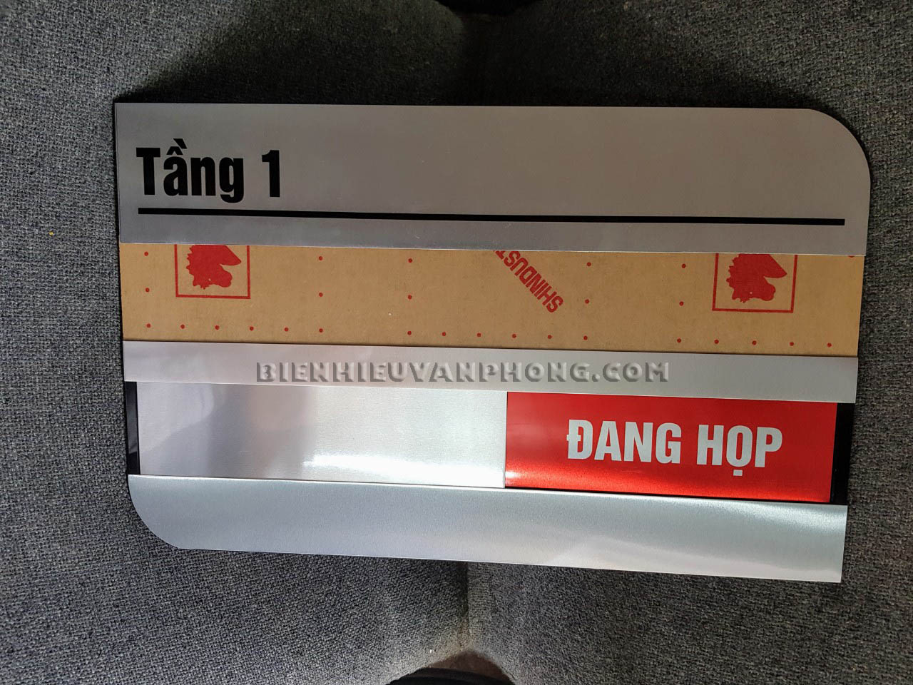 Biển trượt số tầng, Biển số tầng chèn giấy