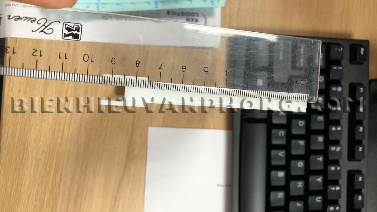 Bảng tên nhân viên 2 mặt kẹp vách ngăn