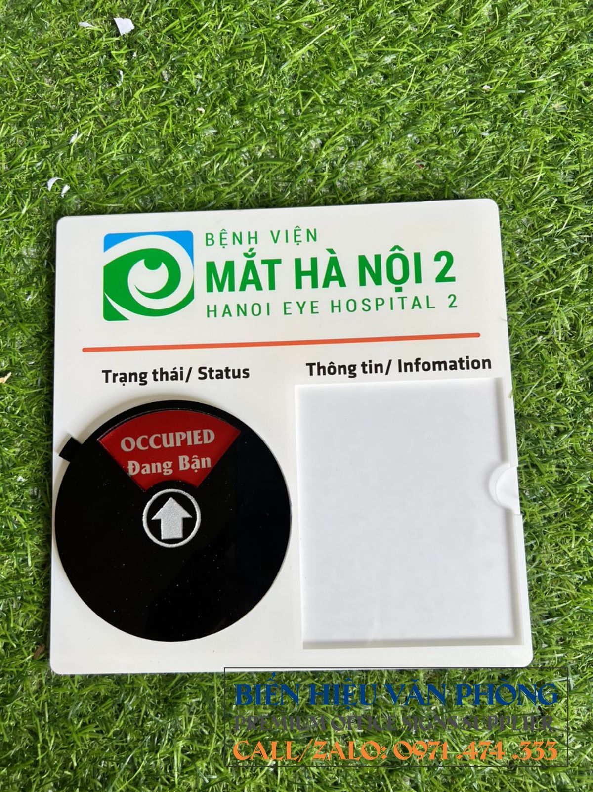 Bảng phòng họp với Nút trạng thái riêng tư